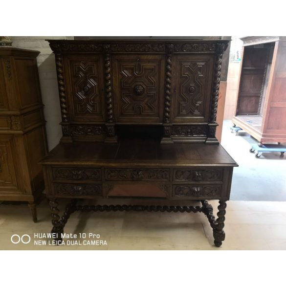 Dúsan faragott,antik,reneszánsz ,felépítményes íróasztal