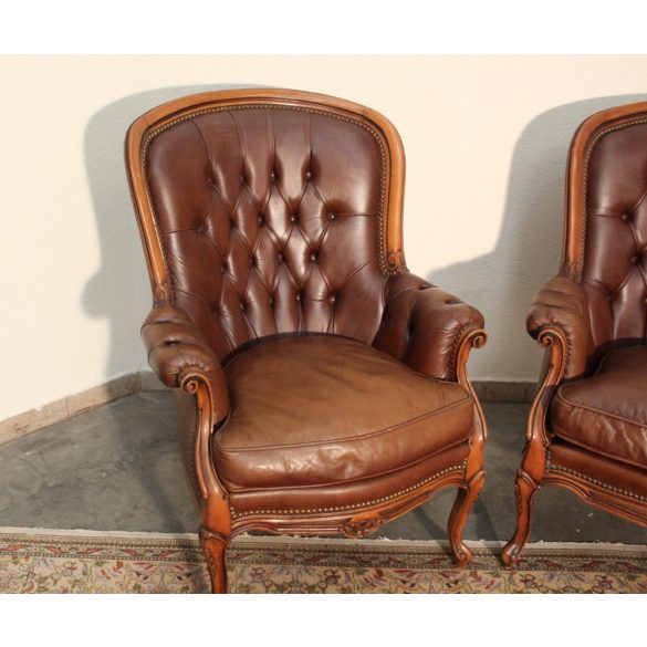 Antik barokk bőr fotelek .Ipari,industrial stílusú lakásba tökéletes választás!