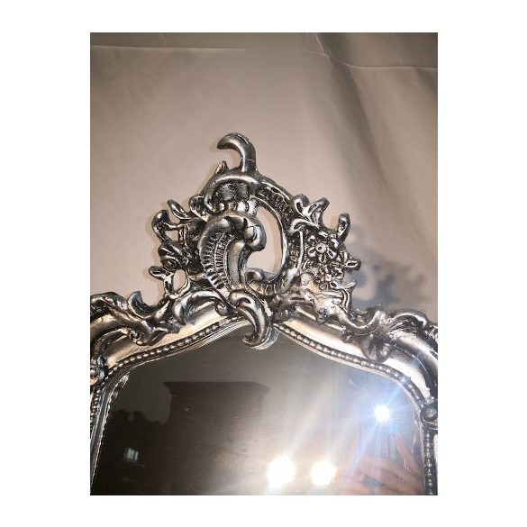 Ezüst színű barokk tükör