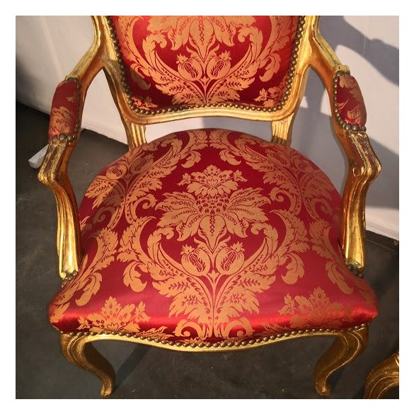 Aranyozott neobarokk karfás székek