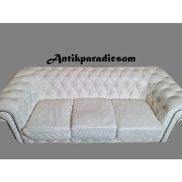 Eredeti chesterfield fehér színű bőr kanapé