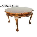 A234 Körmöslábú dohányzóasztal