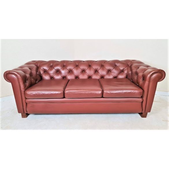 Eredeti chesterfield konyak színű bőr kanapé