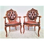 Gyönyörű barokk,dúsan faragott karfás bőr székek