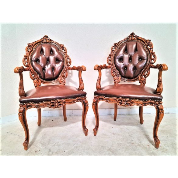 Gyönyörű barokk,dúsan faragott karfás bőr székek
