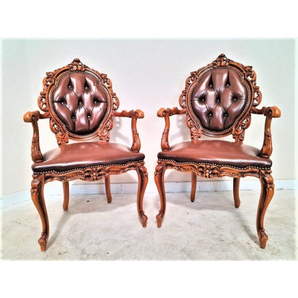 Gyönyörű barokk,dúsan faragott karfás bőr székek