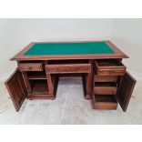 Antik, Olasz reneszánsz, dúsan faragott íróasztal