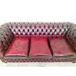 Gyönyörű eredeti chesterfield bőr kanapé