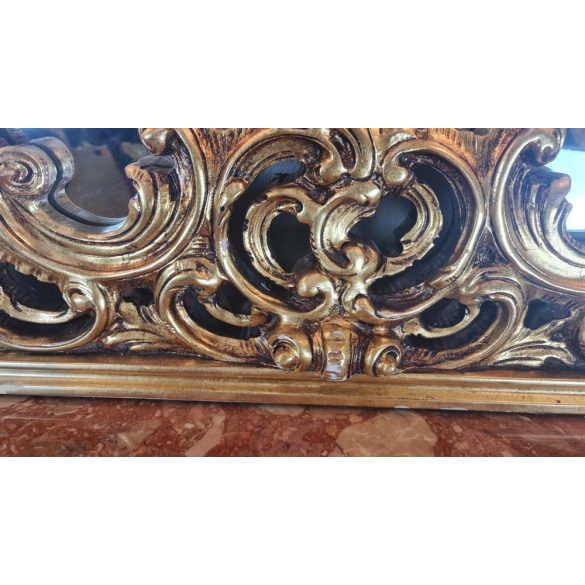 Gyönyörű Olasz aranyozott barokk konzolasztal tükörrel