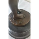 Meztelen nő.Erotikus bronzszobor márványtalpon