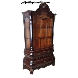 Neobarokk stil vitrin