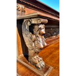 A503 Antik, frissen felújított,reneszánsz ,harci jelenetes faragású étkezőgarnitúra(1800 vége)