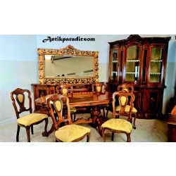   Újszerű állapotban lévő intarziás neobarokk étkezőgarnitúra