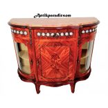 Márványlapos,oldalvitrines porcelán díszítésű komód