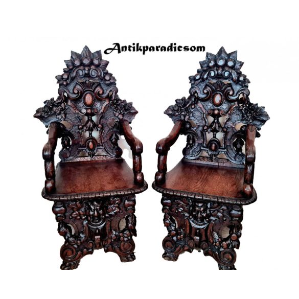 Antik, reneszánsz stílusú,dúsan faragott karfás sgabello székek