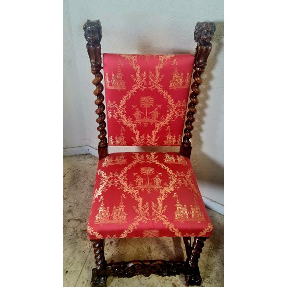 Antik, reneszánsz stílusú, faragott szék