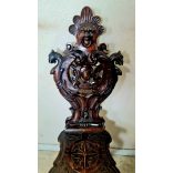 Antik, reneszánsz ,dúsan faragott "sgabello" szék.(Olasz reneszánsz)