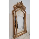 Hatalmas aranyozott ,puttós kastélytükör