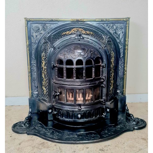 Antik öntöttvas kandallókályha