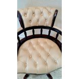 Chesterfield kapitányszék,íróasztalszék