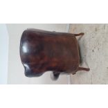 Antik barokk  chesterfield bőr fotel