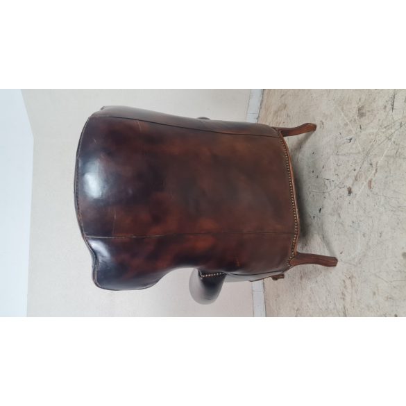 Antik barokk  chesterfield bőr fotel