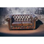 Eredeti Angol Chesterfield bőr kanapé