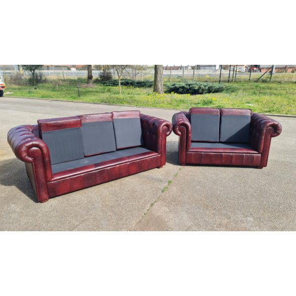 Eredeti antik burgundi színű Angol Chesterfield bőr ülőgarnitúra