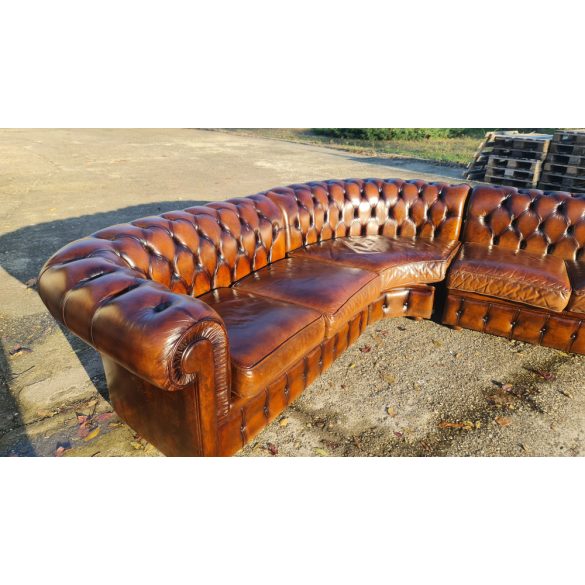 Eredeti antik konyak színű Angol Chesterfield bőr sarokkanapé