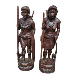 Afrikai faragott fa szobrok párban