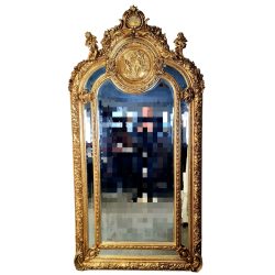 Aranyozott puttós tükör