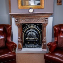 Eladó ez a csodaszép antik Francia öntöttvas kandalló