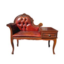 Régi bőrborítású telefonpad