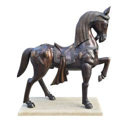 Hatalmas bronz ló szobor
