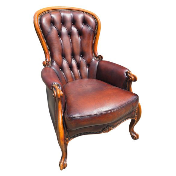 Antik Chesterfield neobarokk bőr fotel