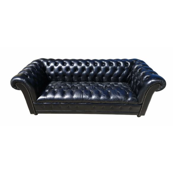Elegáns fekete chesterfield kanapé