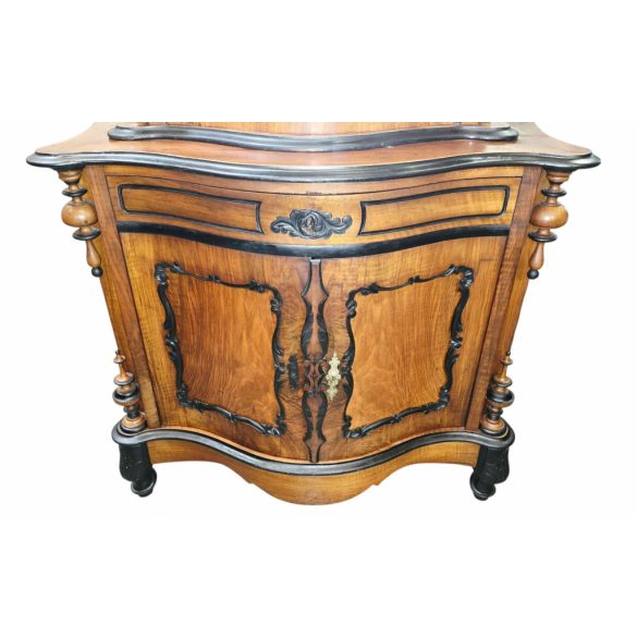 Antik,különleges biedermeier tükrös szekrény